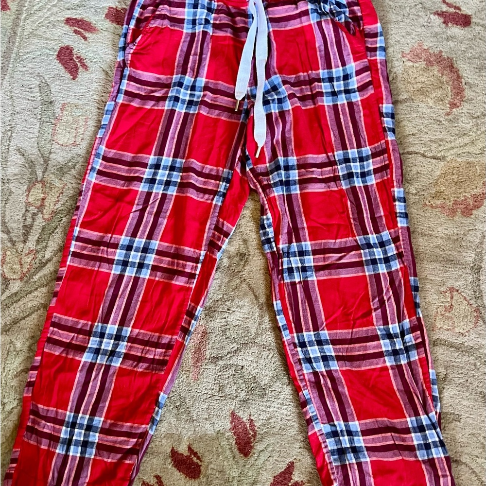 Aerie Red and Black Plaid Lounge Pants